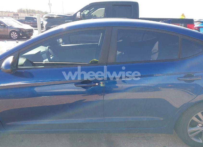 Photo 14 of 2017 Hyundai Elantra SE (VIN 5NPD84LF3HH181465)