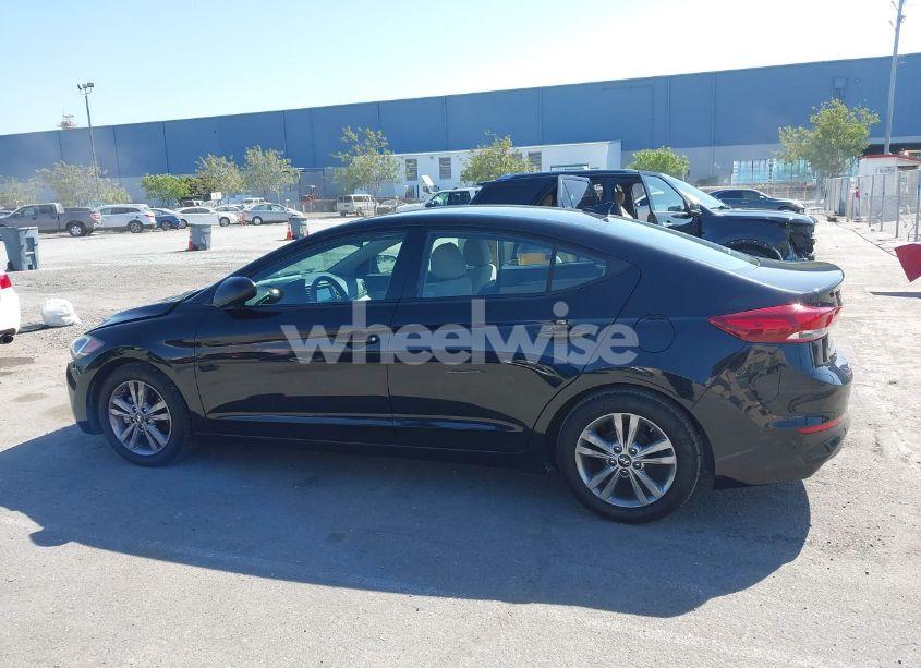 Photo 14 of 2017 Hyundai Elantra SE (VIN 5NPD84LF3HH194345)