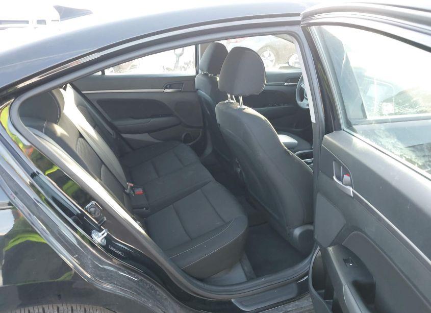 Photo 8 of 2018 Hyundai Elantra SEL (VIN 5NPD84LF3JH215118)