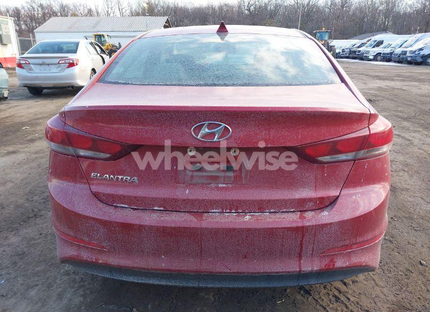 Photo 16 of 2018 Hyundai Elantra SEL (VIN 5NPD84LF3JH227270)