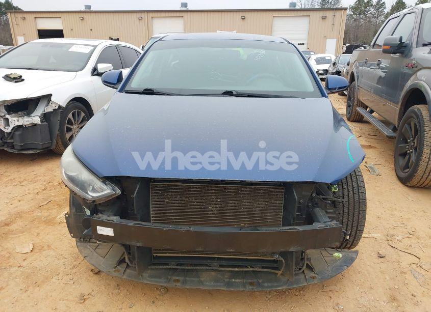 Photo 13 of 2018 Hyundai Elantra SEL (VIN 5NPD84LF3JH231934)