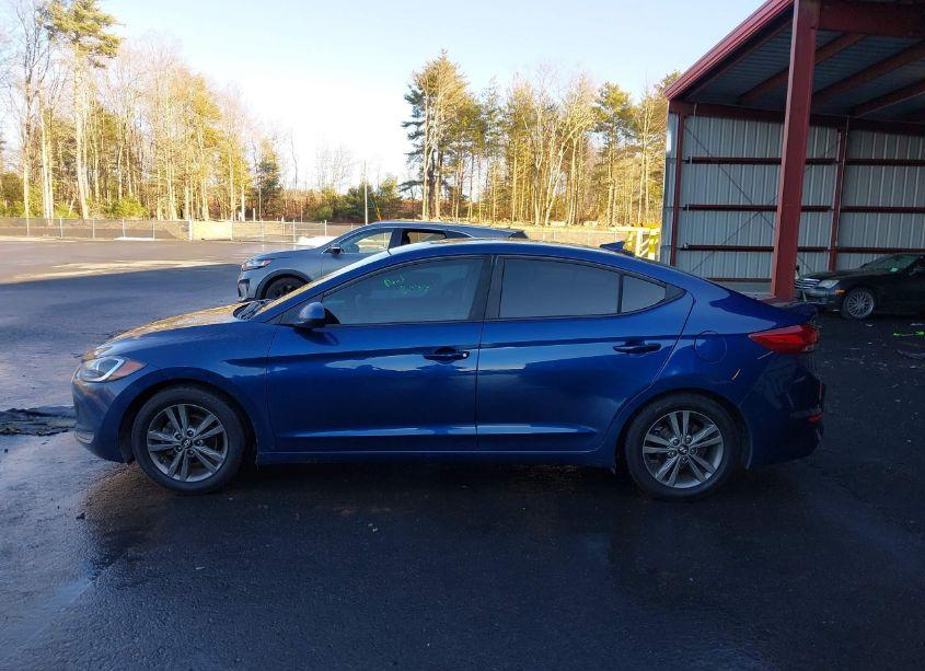 Photo 14 of 2018 Hyundai Elantra SEL (VIN 5NPD84LF3JH245882)