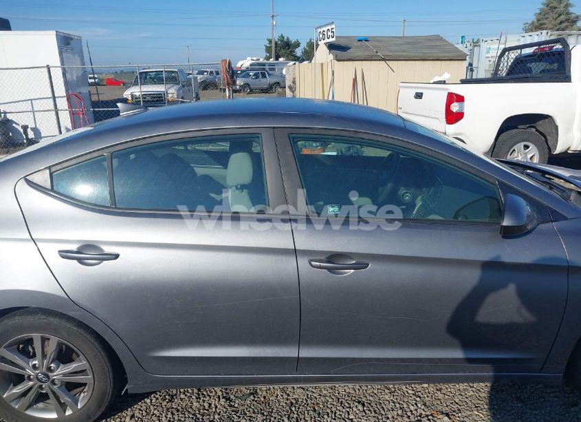 Photo 14 of 2018 Hyundai Elantra SEL (VIN 5NPD84LF3JH248958)