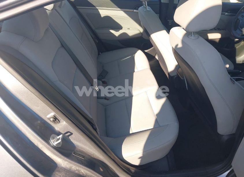 Photo 8 of 2018 Hyundai Elantra SEL (VIN 5NPD84LF3JH248958)