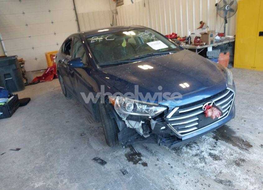 2018 Hyundai Elantra SEL (VIN 5NPD84LF3JH256154) main photo