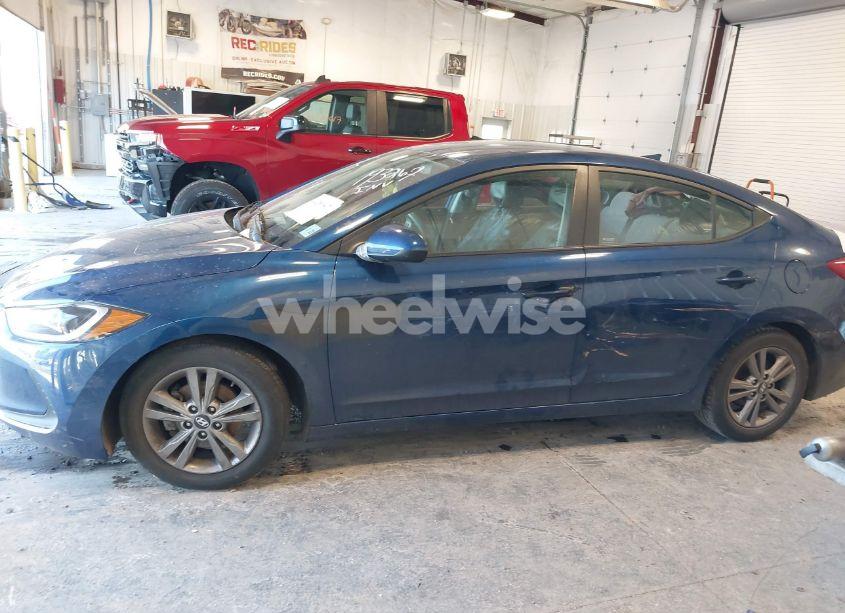 Photo 13 of 2018 Hyundai Elantra SEL (VIN 5NPD84LF3JH256154)