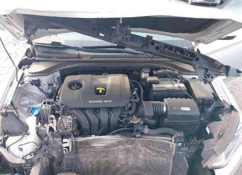 Photo 10 of 2018 Hyundai Elantra SEL (VIN 5NPD84LF3JH258132)