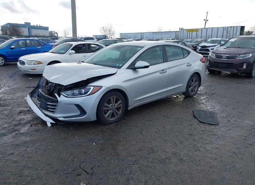 Photo 2 of 2018 Hyundai Elantra SEL (VIN 5NPD84LF3JH258132)