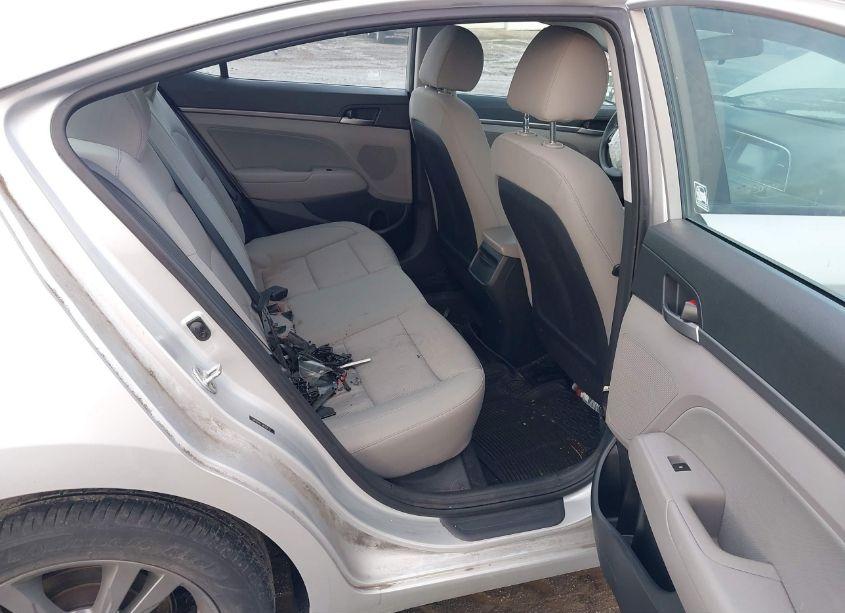 Photo 8 of 2018 Hyundai Elantra SEL (VIN 5NPD84LF3JH258132)