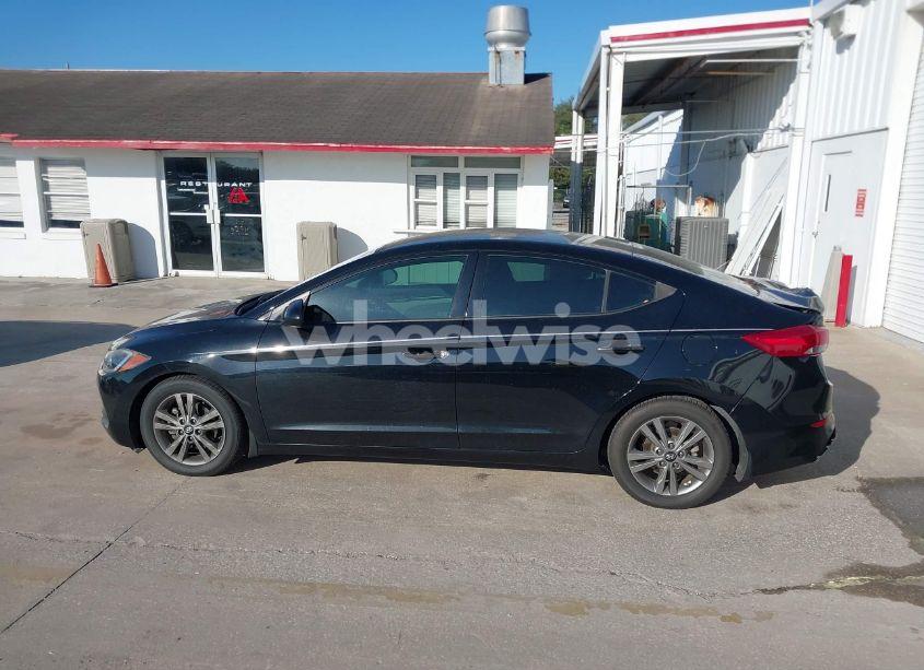 Photo 14 of 2018 Hyundai Elantra SEL (VIN 5NPD84LF3JH259930)