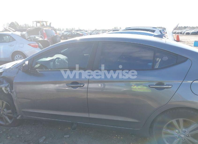 Photo 14 of 2018 Hyundai Elantra SEL (VIN 5NPD84LF3JH264741)