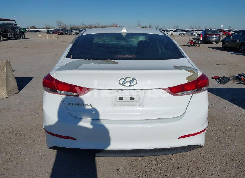 Photo 17 of 2018 Hyundai Elantra SEL (VIN 5NPD84LF3JH271091)