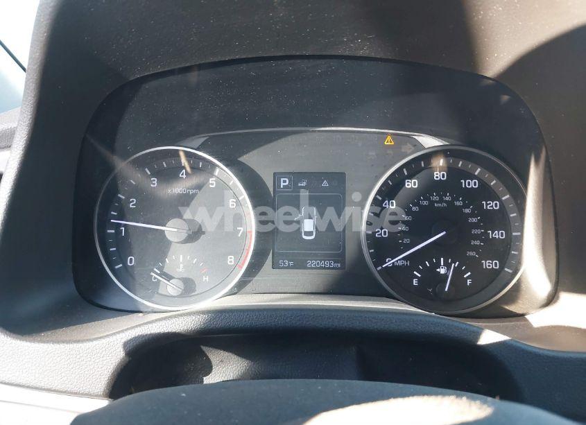 Photo 7 of 2018 Hyundai Elantra SEL (VIN 5NPD84LF3JH295066)