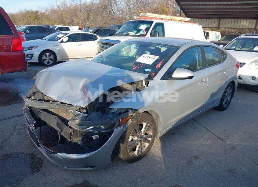 Photo 2 of 2018 Hyundai Elantra SEL (VIN 5NPD84LF3JH300167)