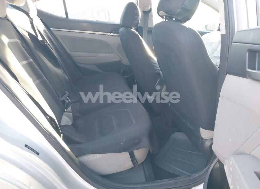 Photo 8 of 2018 Hyundai Elantra SEL (VIN 5NPD84LF3JH300167)