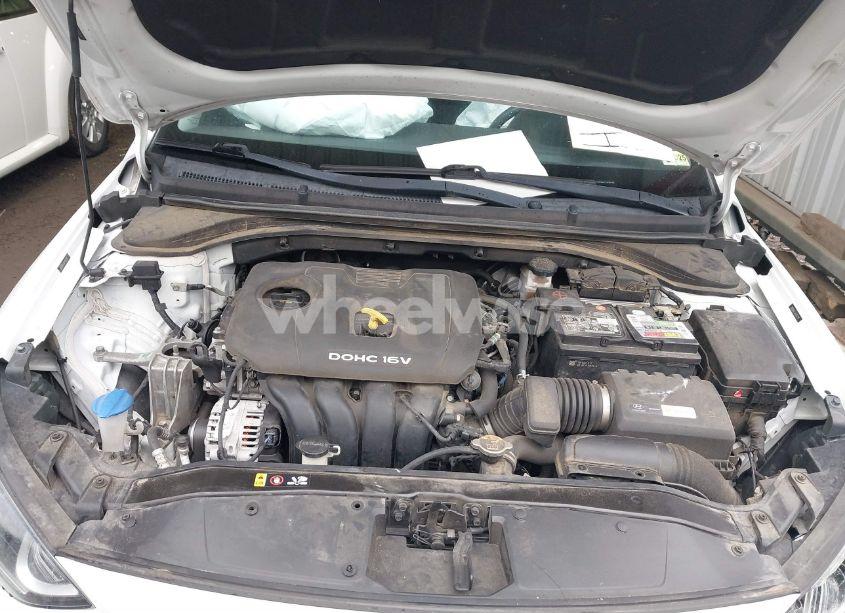 Photo 10 of 2018 Hyundai Elantra SEL (VIN 5NPD84LF3JH302291)