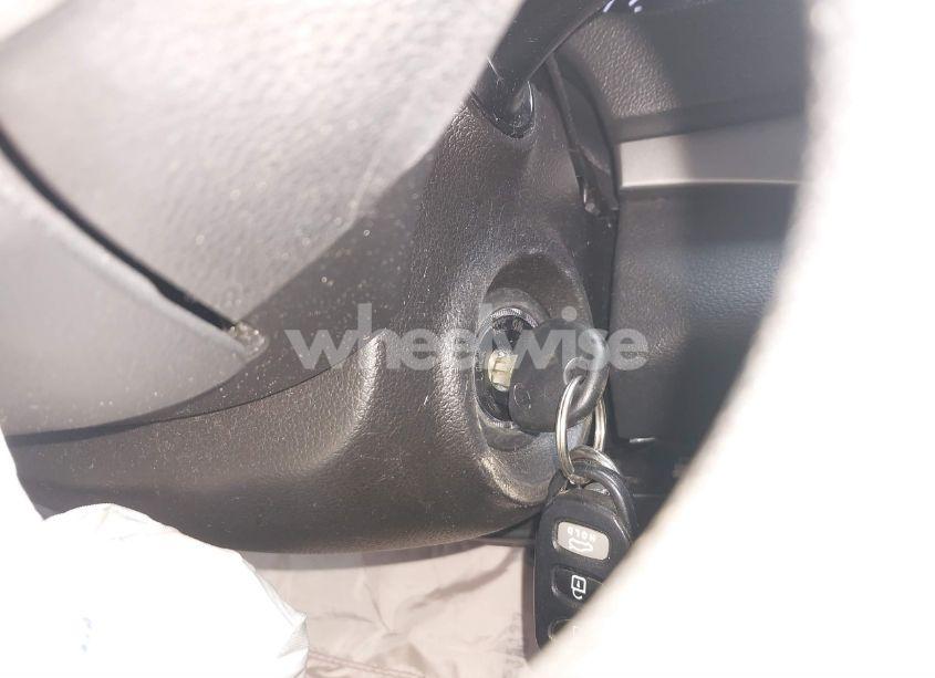 Photo 11 of 2018 Hyundai Elantra SEL (VIN 5NPD84LF3JH302291)