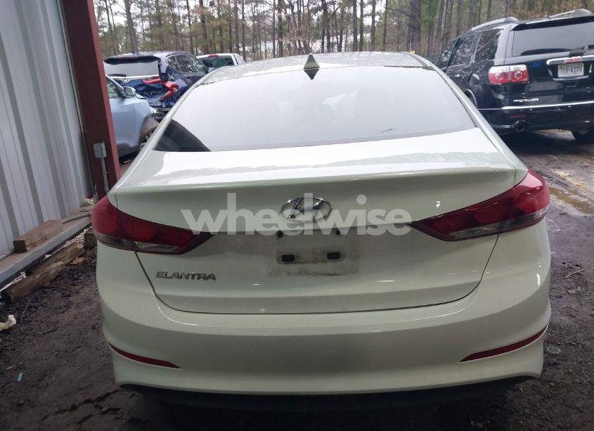 Photo 16 of 2018 Hyundai Elantra SEL (VIN 5NPD84LF3JH302291)
