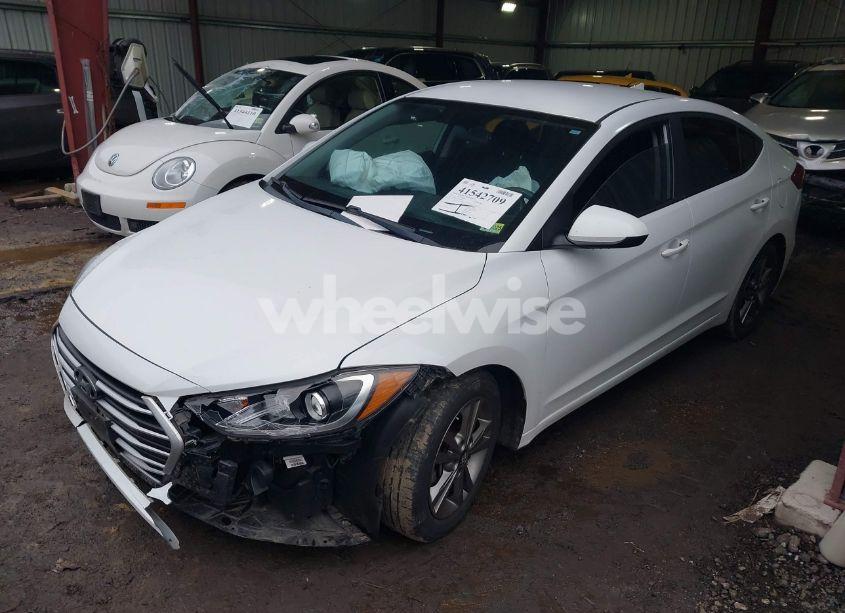 Photo 2 of 2018 Hyundai Elantra SEL (VIN 5NPD84LF3JH302291)