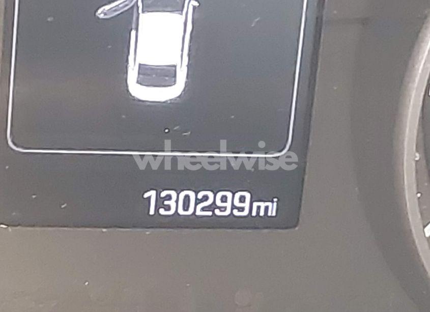 Photo 7 of 2018 Hyundai Elantra SEL (VIN 5NPD84LF3JH302291)