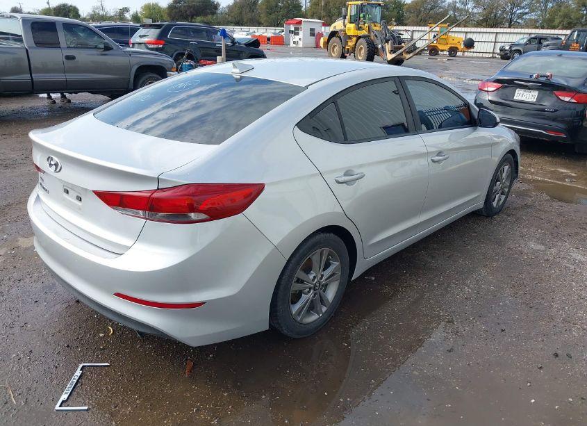 Photo 4 of 2018 Hyundai Elantra SEL (VIN 5NPD84LF3JH308382)