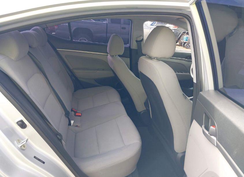 Photo 8 of 2018 Hyundai Elantra SEL (VIN 5NPD84LF3JH308382)