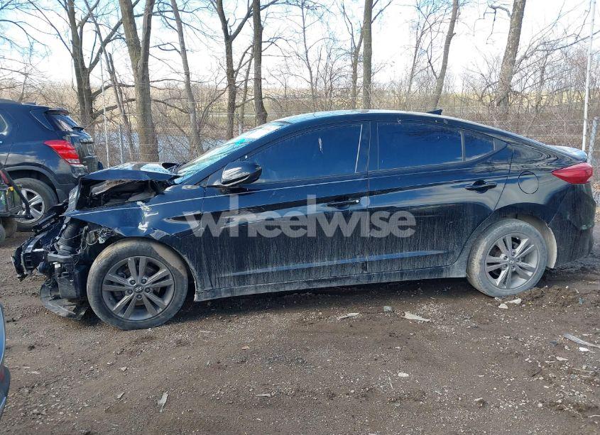 Photo 15 of 2018 Hyundai Elantra SEL (VIN 5NPD84LF3JH311136)