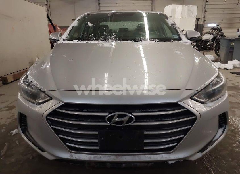 Photo 13 of 2018 Hyundai Elantra SEL (VIN 5NPD84LF3JH314408)