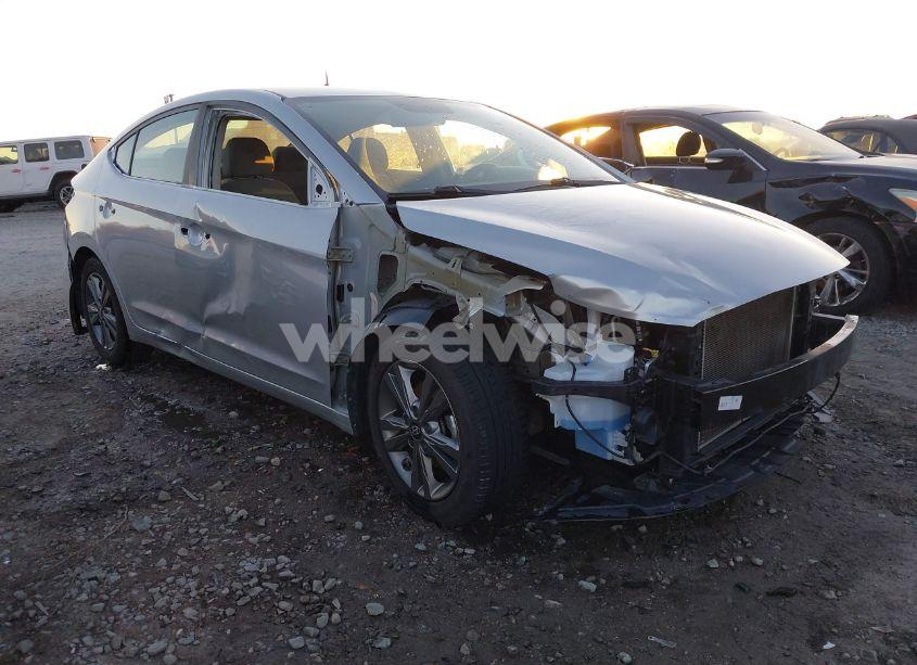 2018 Hyundai Elantra SEL (VIN 5NPD84LF3JH314991) main photo