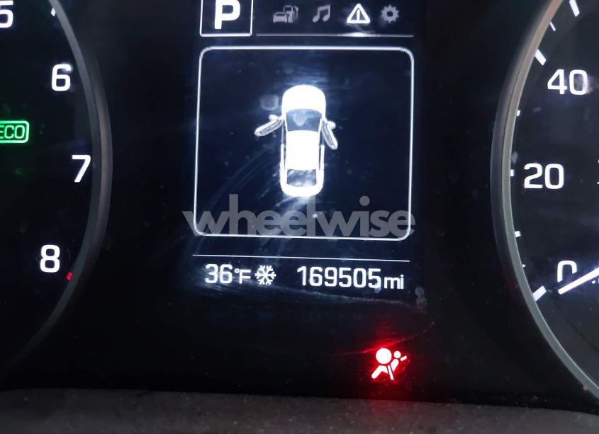 Photo 16 of 2018 Hyundai Elantra SEL (VIN 5NPD84LF3JH314991)