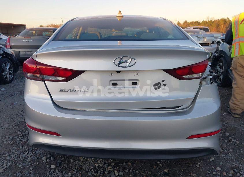 Photo 17 of 2018 Hyundai Elantra SEL (VIN 5NPD84LF3JH314991)