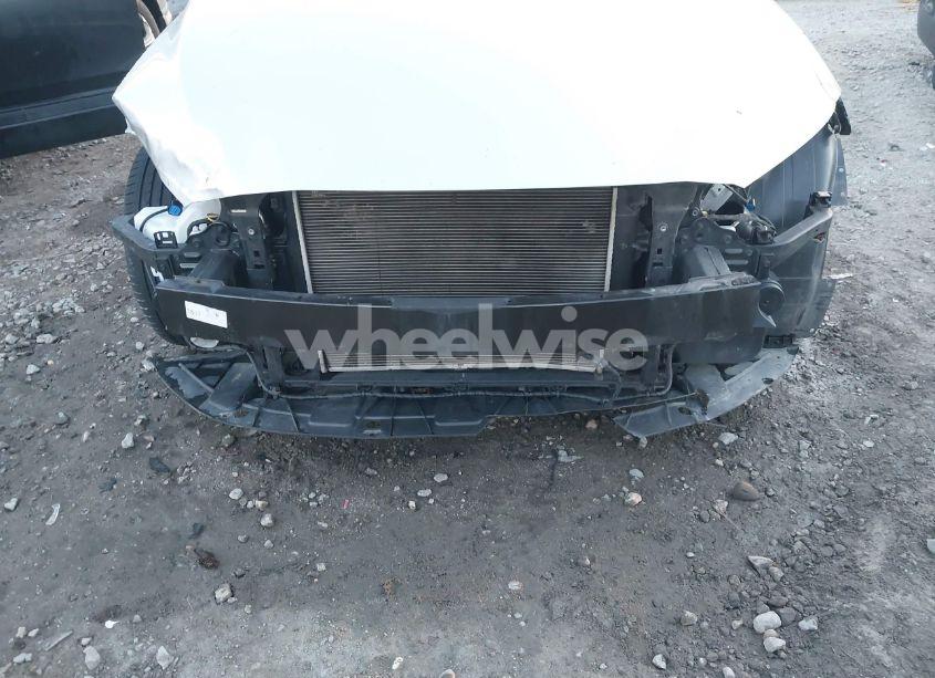 Photo 6 of 2018 Hyundai Elantra SEL (VIN 5NPD84LF3JH314991)