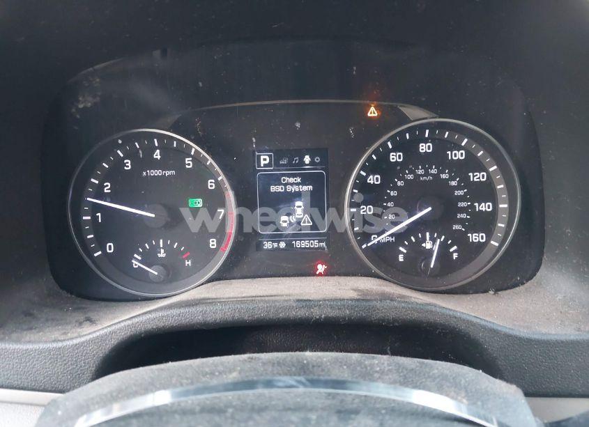 Photo 7 of 2018 Hyundai Elantra SEL (VIN 5NPD84LF3JH314991)