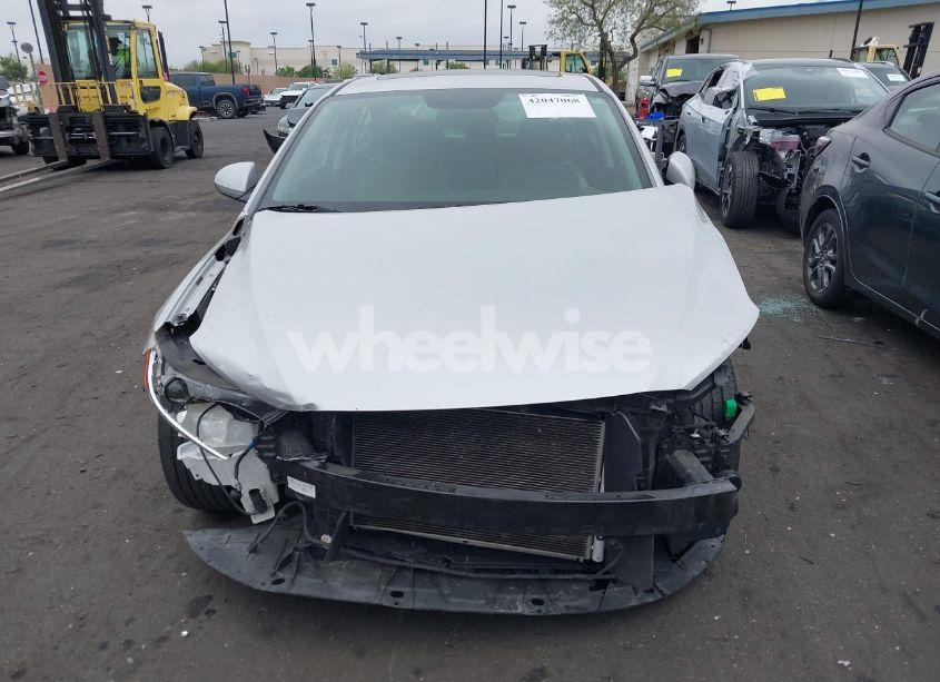 Photo 13 of 2018 Hyundai Elantra VALUE EDITION (VIN 5NPD84LF3JH316174)