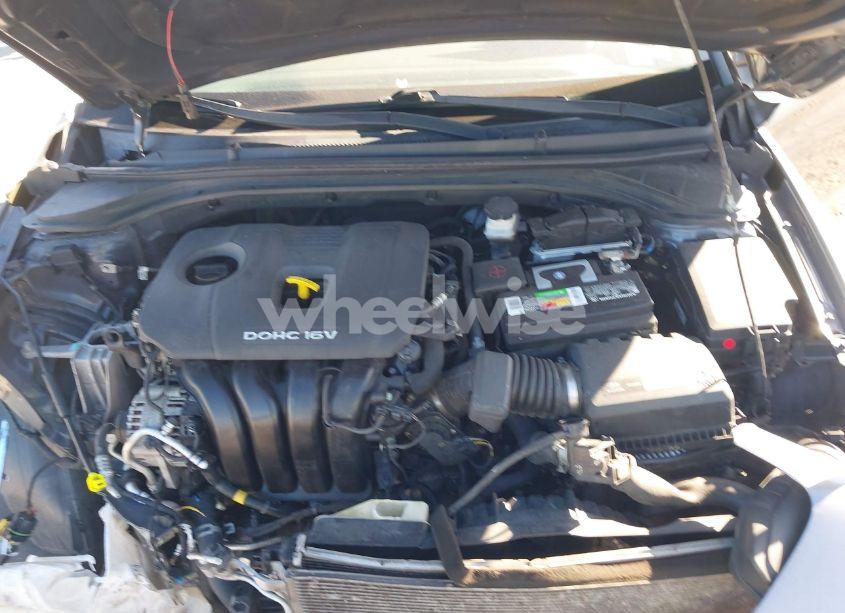 Photo 10 of 2018 Hyundai Elantra SEL (VIN 5NPD84LF3JH336263)