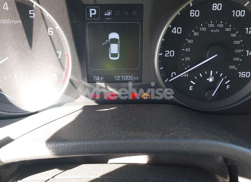 Photo 7 of 2018 Hyundai Elantra SEL (VIN 5NPD84LF3JH336263)