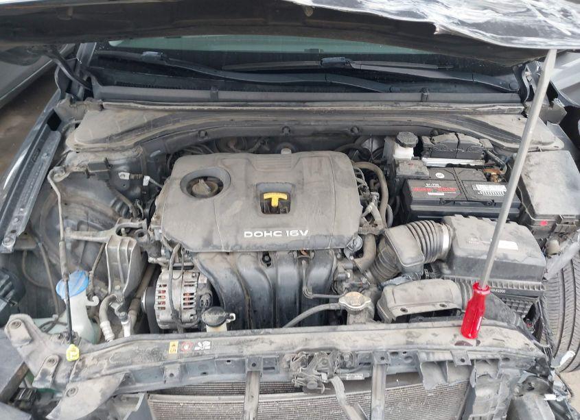 Photo 10 of 2018 Hyundai Elantra SEL (VIN 5NPD84LF3JH339177)