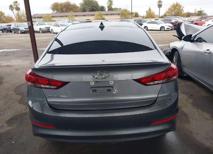Photo 16 of 2018 Hyundai Elantra SEL (VIN 5NPD84LF3JH339177)