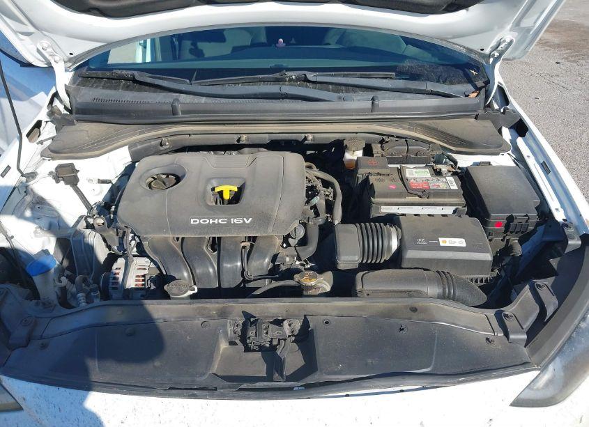 Photo 10 of 2018 Hyundai Elantra SEL (VIN 5NPD84LF3JH342824)