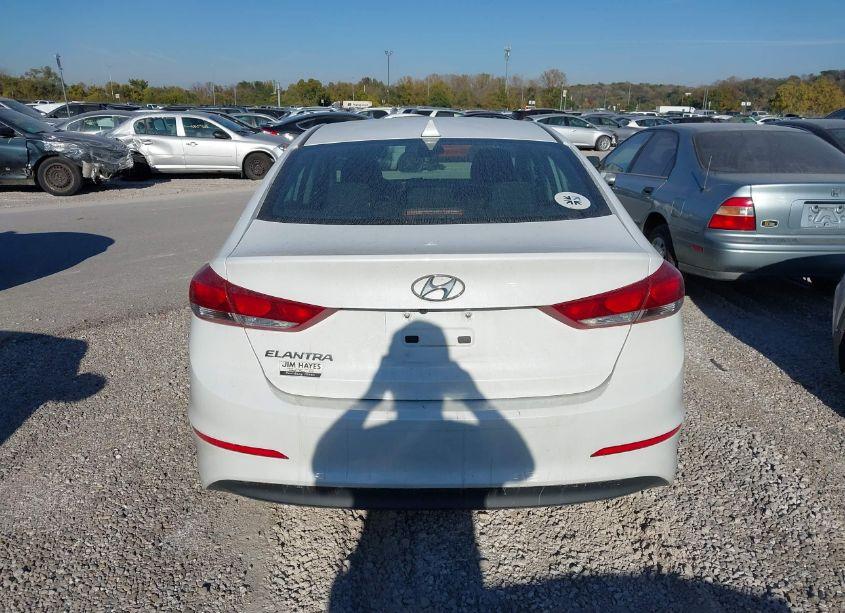 Photo 16 of 2018 Hyundai Elantra SEL (VIN 5NPD84LF3JH342824)