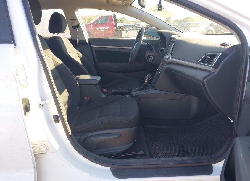 Photo 5 of 2018 Hyundai Elantra SEL (VIN 5NPD84LF3JH342824)