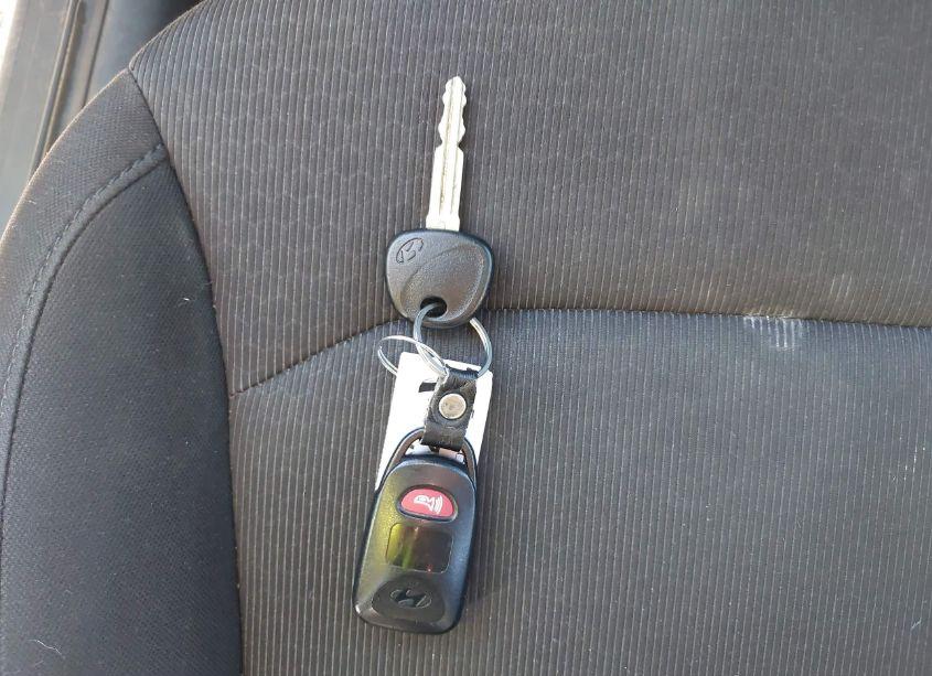 Photo 11 of 2018 Hyundai Elantra SEL (VIN 5NPD84LF3JH346176)