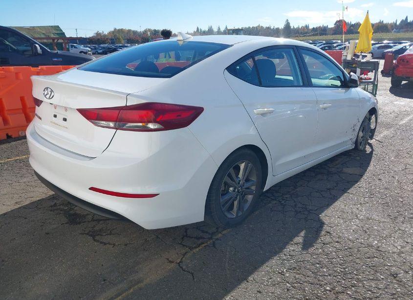 Photo 4 of 2018 Hyundai Elantra SEL (VIN 5NPD84LF3JH346176)