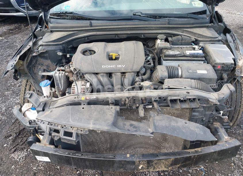 Photo 10 of 2018 Hyundai Elantra SEL (VIN 5NPD84LF3JH373345)