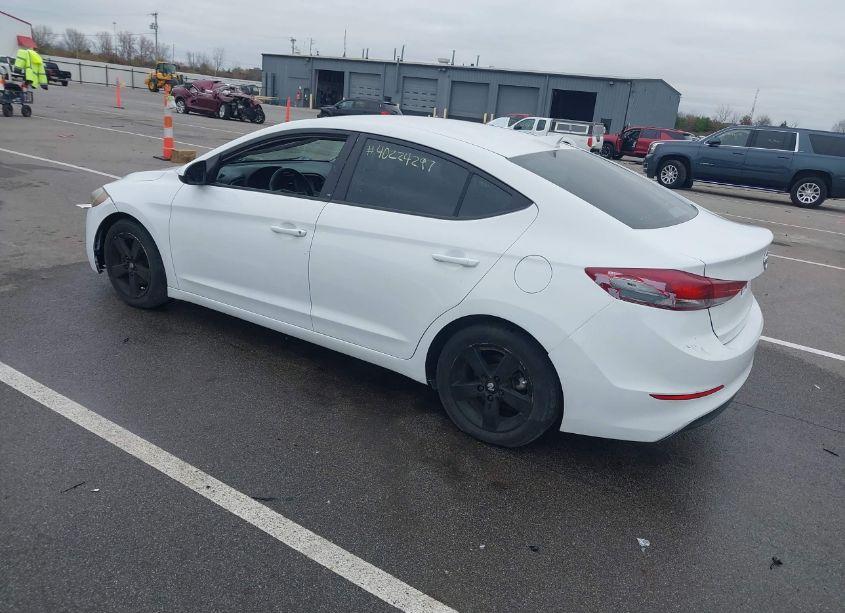 Photo 3 of 2018 Hyundai Elantra SEL (VIN 5NPD84LF3JH387522)