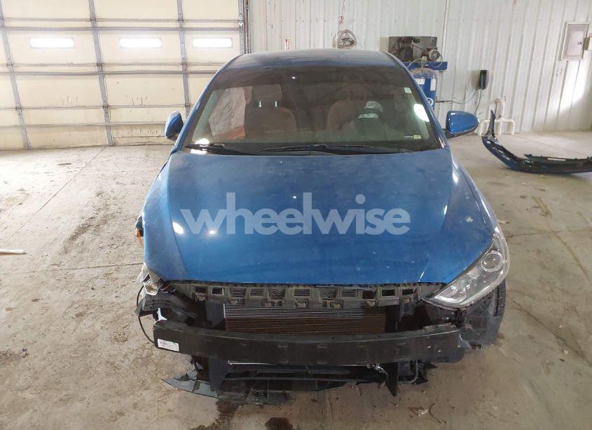 Photo 13 of 2018 Hyundai Elantra SEL (VIN 5NPD84LF3JH394910)