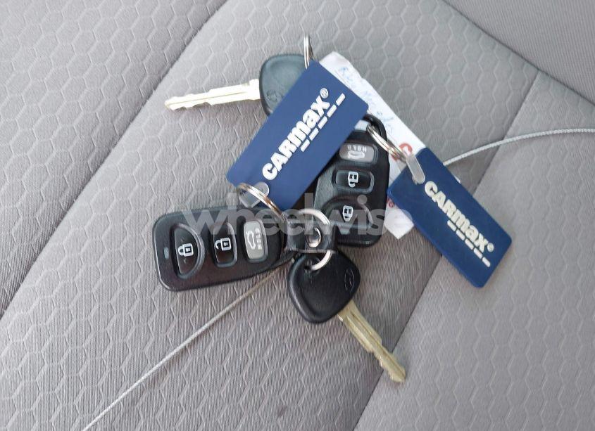 Photo 11 of 2019 Hyundai Elantra SEL/VALUE/LIMITED (VIN 5NPD84LF3KH408807)