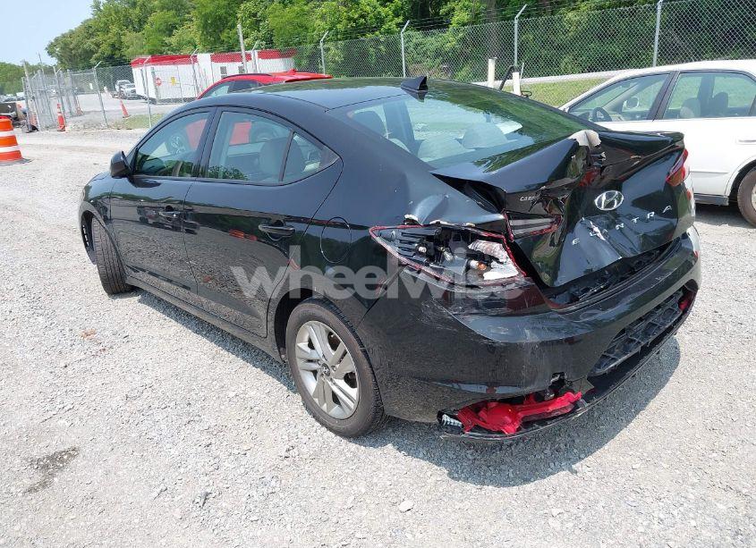 Photo 3 of 2019 Hyundai Elantra SEL/VALUE/LIMITED (VIN 5NPD84LF3KH408807)