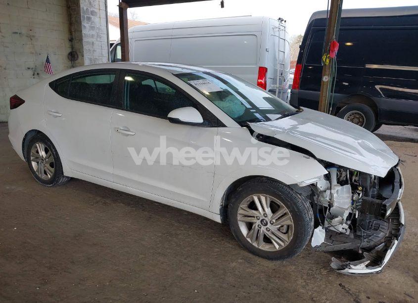 2019 Hyundai Elantra VALUE EDITION (VIN 5NPD84LF3KH409875) main photo