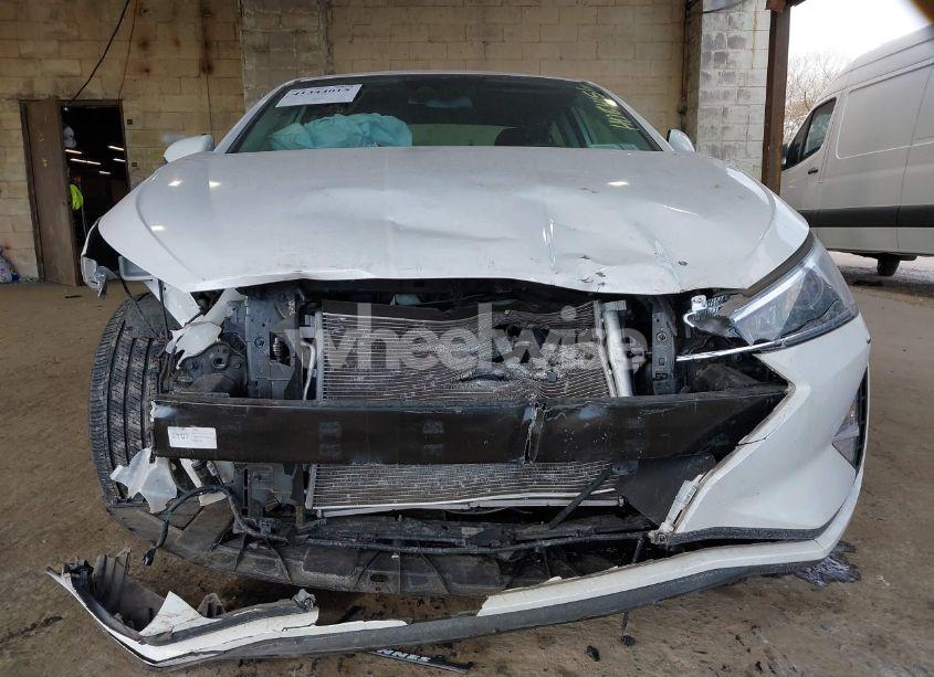 Photo 13 of 2019 Hyundai Elantra VALUE EDITION (VIN 5NPD84LF3KH409875)